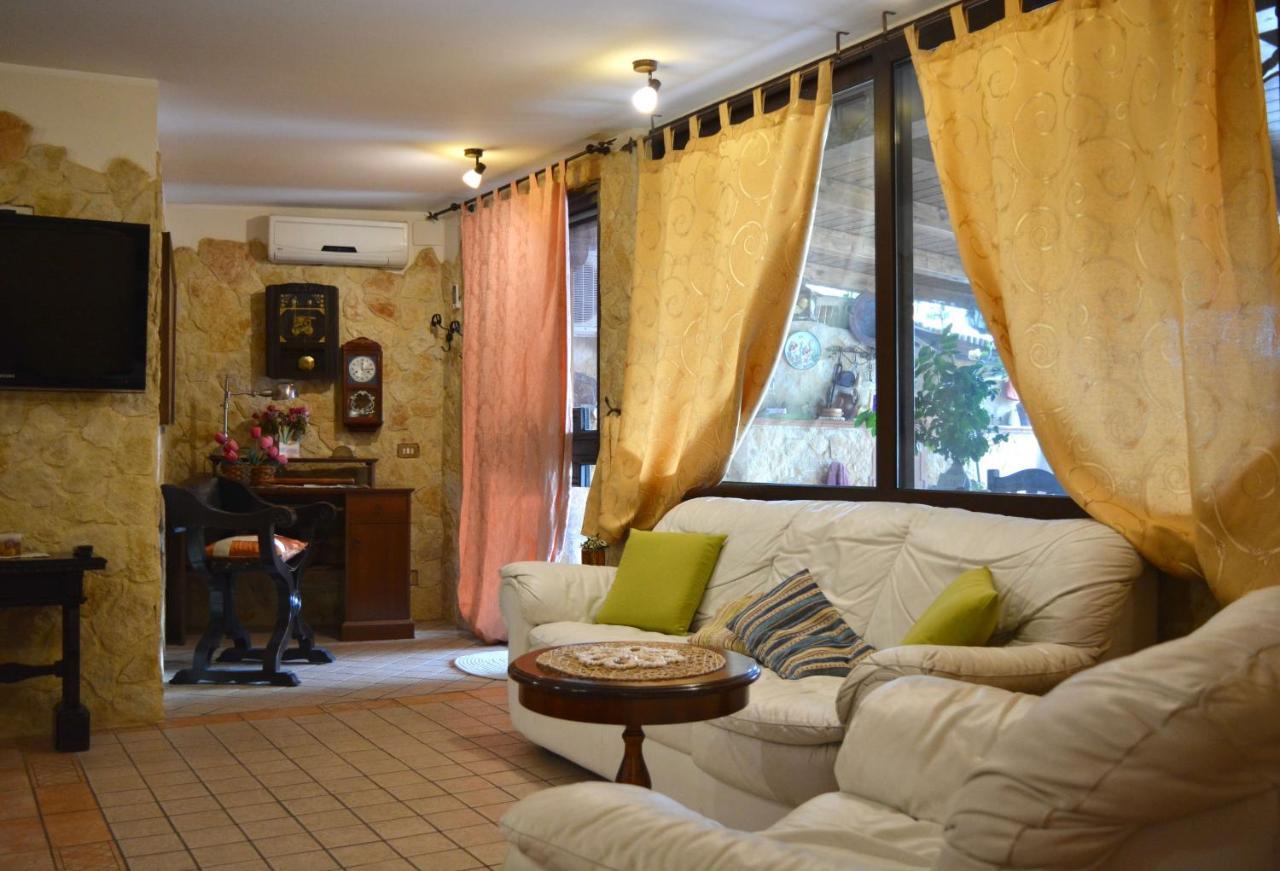 B&B La Vita E Bella Aci Trezza Exterior photo